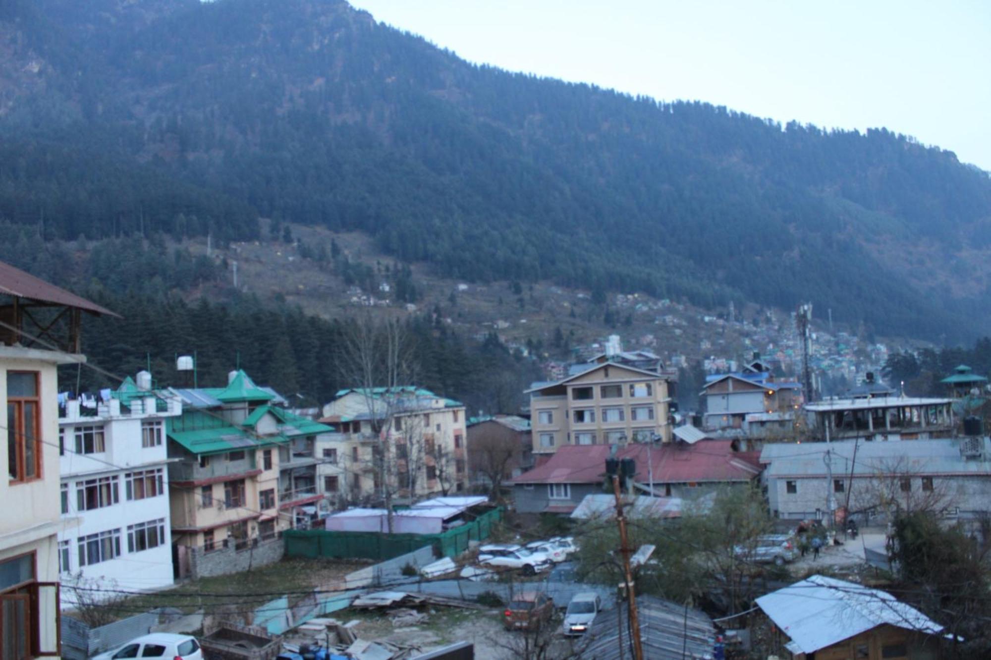 Hotel Trippy Turtle Manali Chika Exterior foto