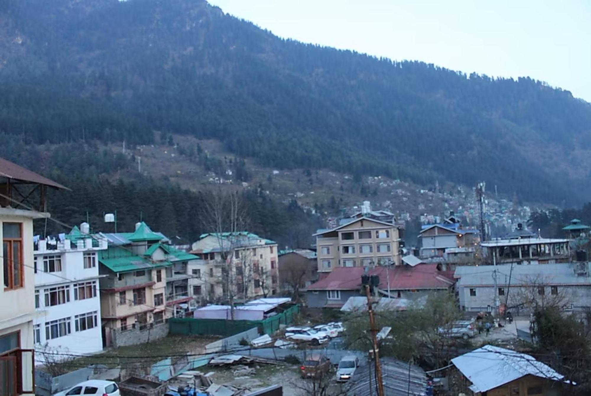 Hotel Trippy Turtle Manali Chika Exterior foto